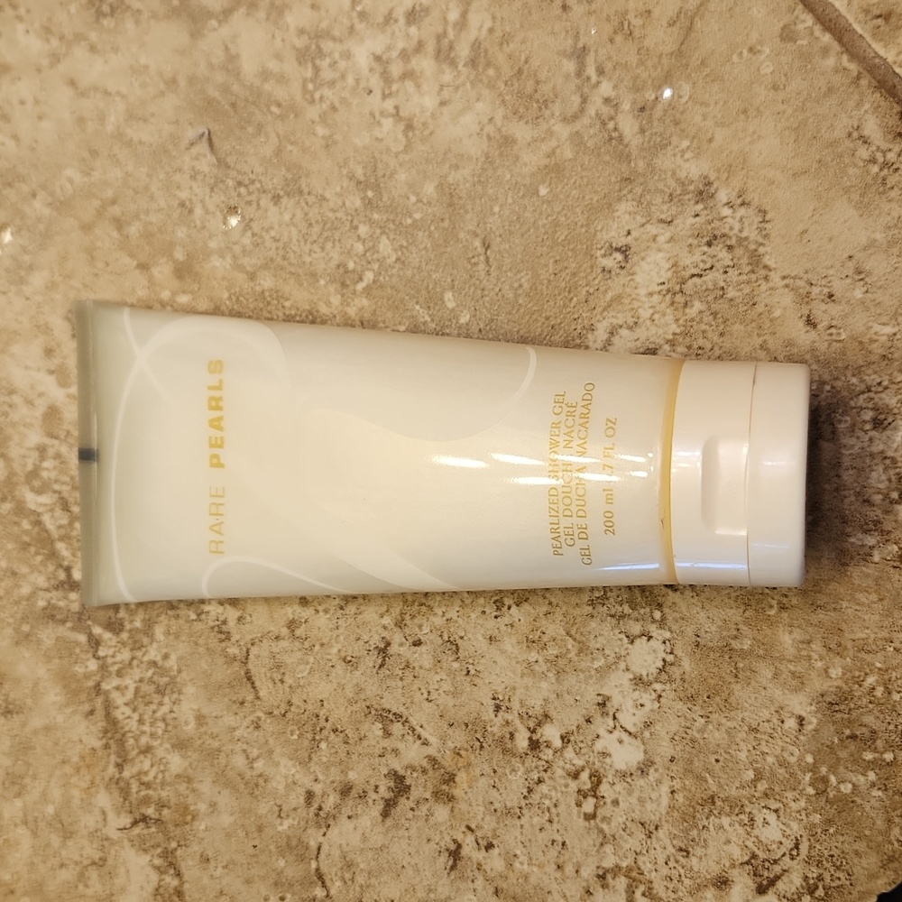 Rare Pearl Pearlized Shower Gel Avon 6.7 oz NEW